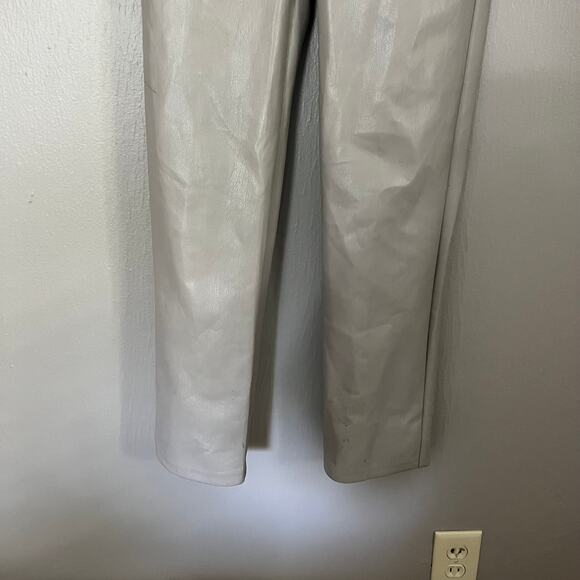 ARITZIA Melina Vegan Leather Pant in Grey/Beige Size 2 casual fall straight leg - Picture 3 of 9